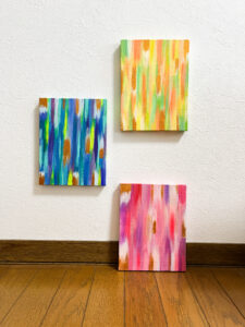 投稿についてもっと詳しく ミニキャンバス抽象画 3色シリーズ | 3-Color Small Abstract Canvas Art